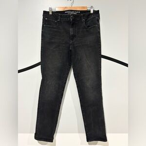 14 American Eagle Charcoal straight Jeans